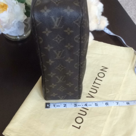 Louis Vuitton troussetoillet cosmetic pouch - Picture 5 of 8